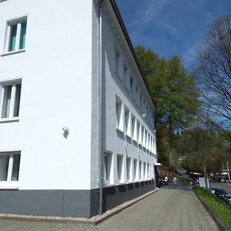 Linden 2 Apartament *